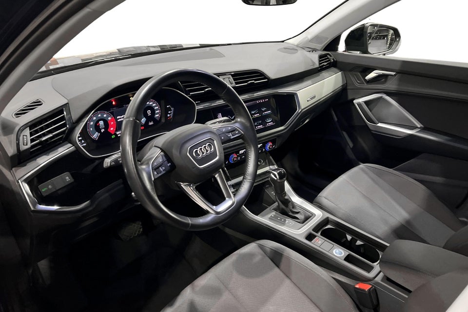 Audi Q3 35 TFSi S-tr. 5d