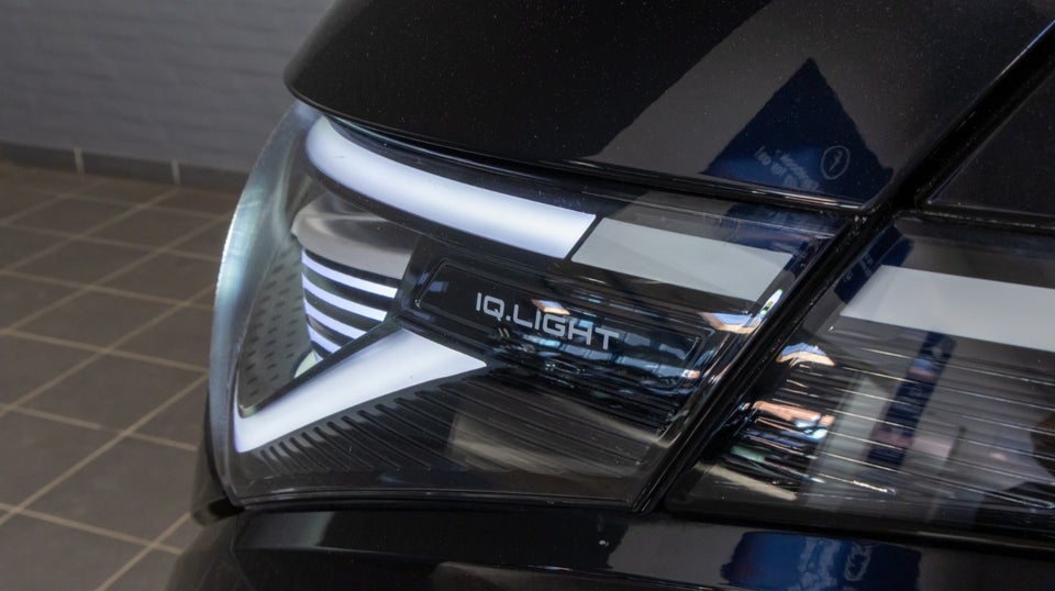 VW ID.Buzz 77 Pro SWB 5d