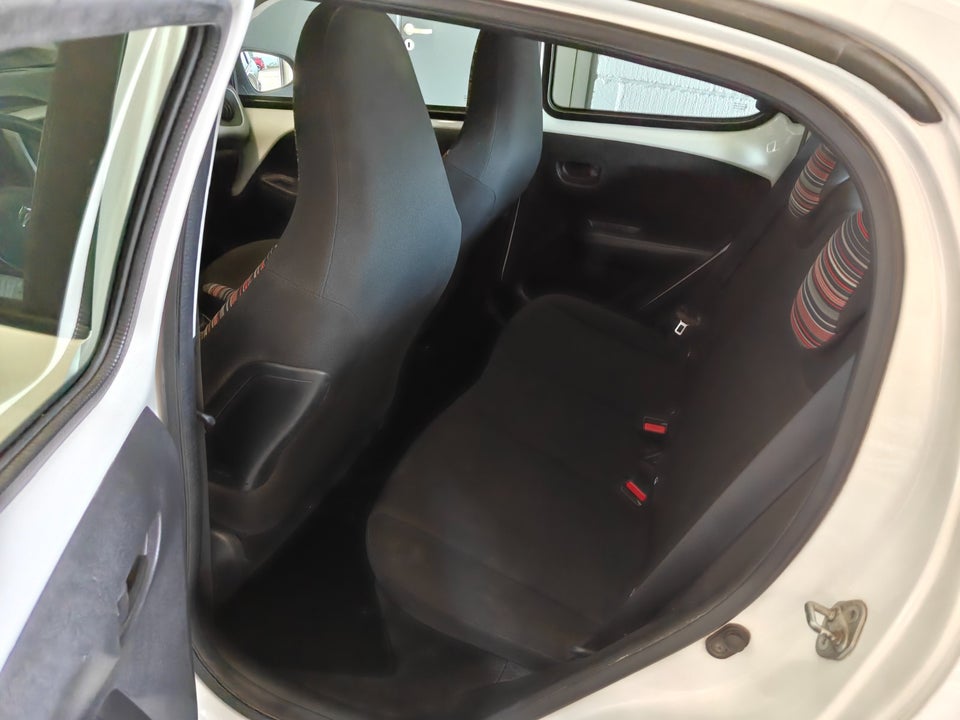 Citroën C1 1,2 PureTech Feel Complet 5d