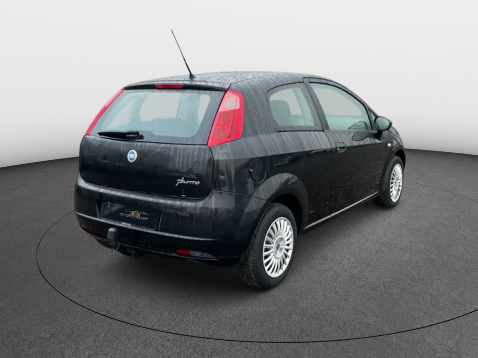 Fiat Punto 1,4 16V Dynamic 3d