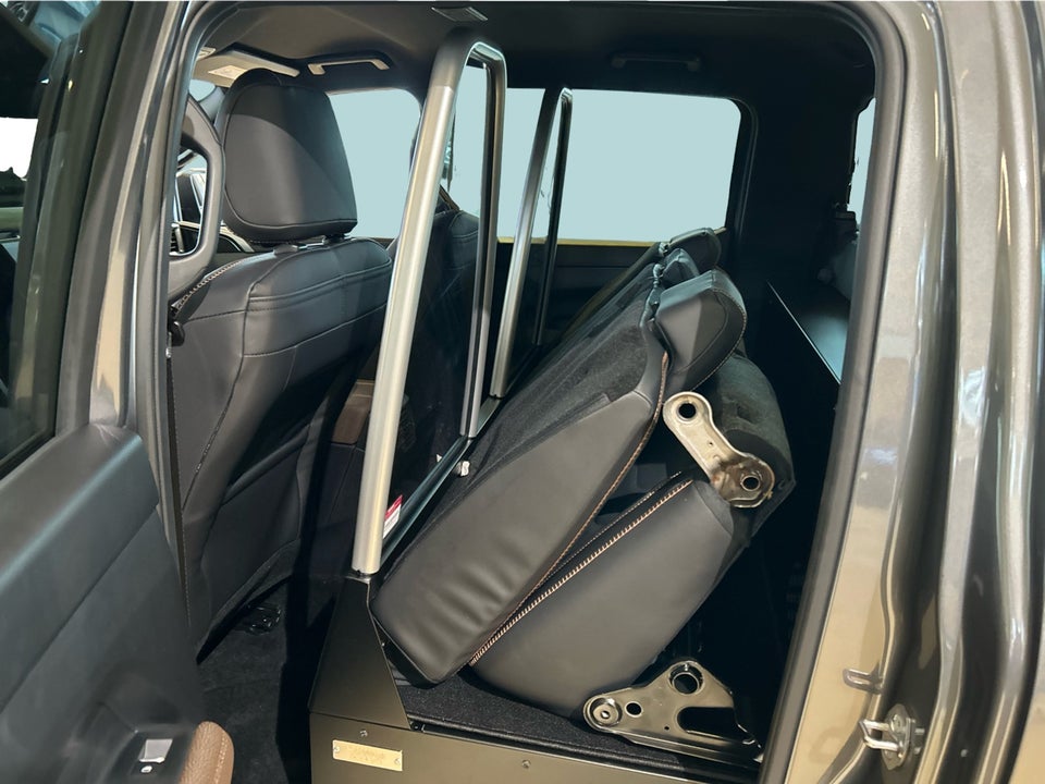 VW Amarok 3,0 TDi 240 Pan Americana aut. 4Motion 4d