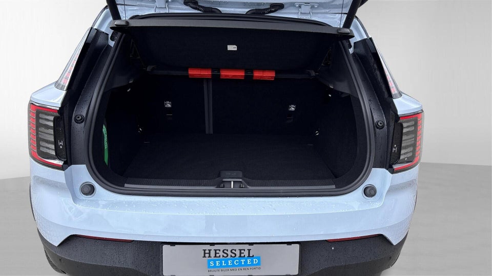 Volvo EX30 Extended Range Plus 5d