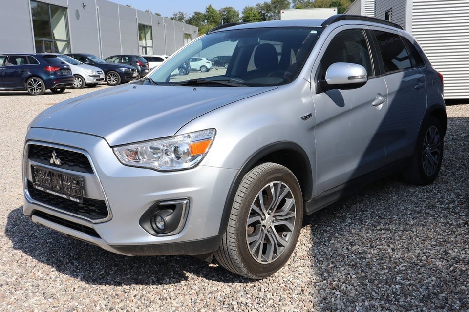 Mitsubishi ASX 1,6 Invite 5d