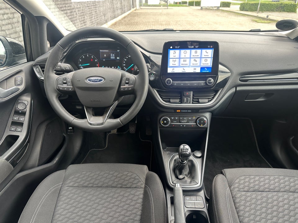 Ford Fiesta 1,0 EcoBoost mHEV Titanium 5d