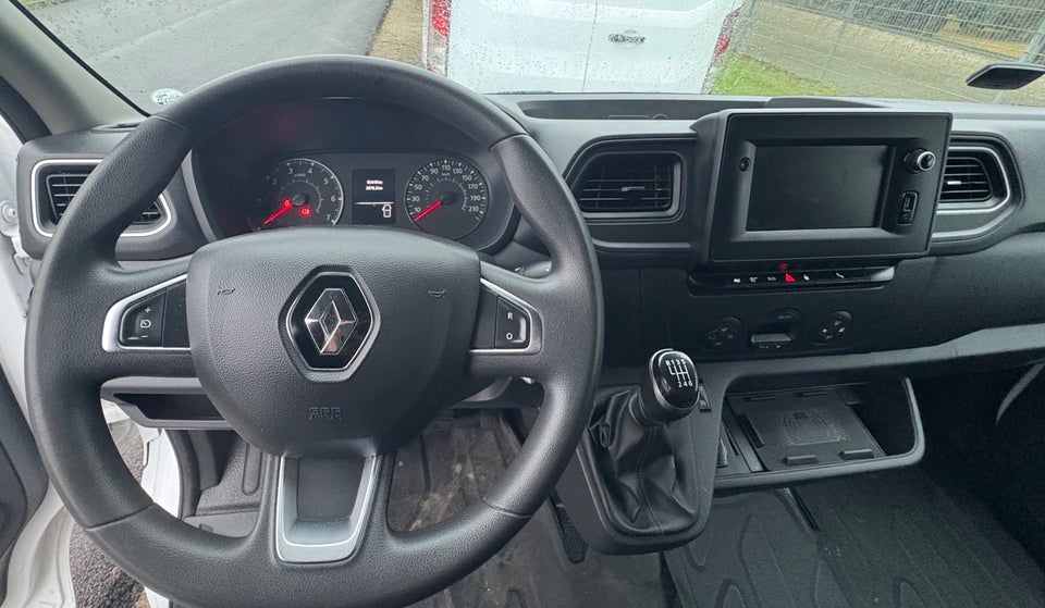 Renault Master IV T33 2,3 dCi 150 L2H2 Kassevogn