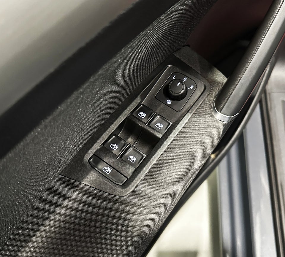 VW Touran 1,5 TSi 150 Comfortline DSG 7prs 5d