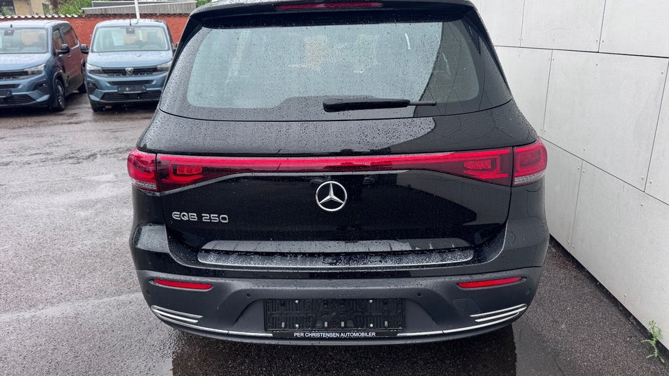 Mercedes EQB250 Business Line 5d