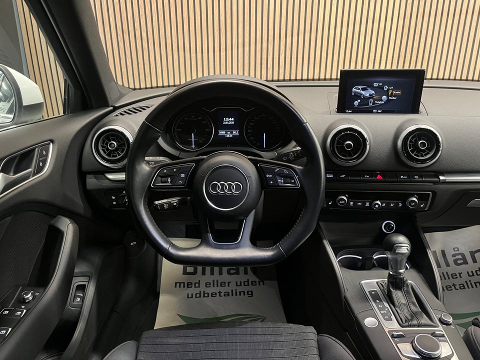 Audi A3 40 TFSi e Prestige Sportback S-tr. 5d