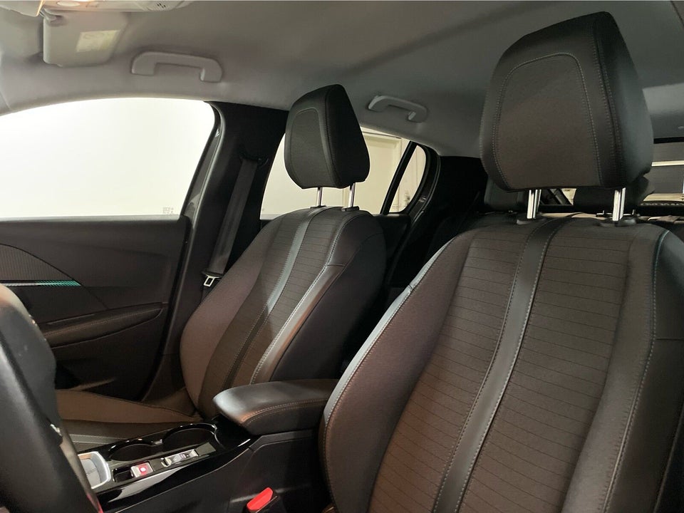 Peugeot 208 1,2 PureTech 100 Evolution 5d