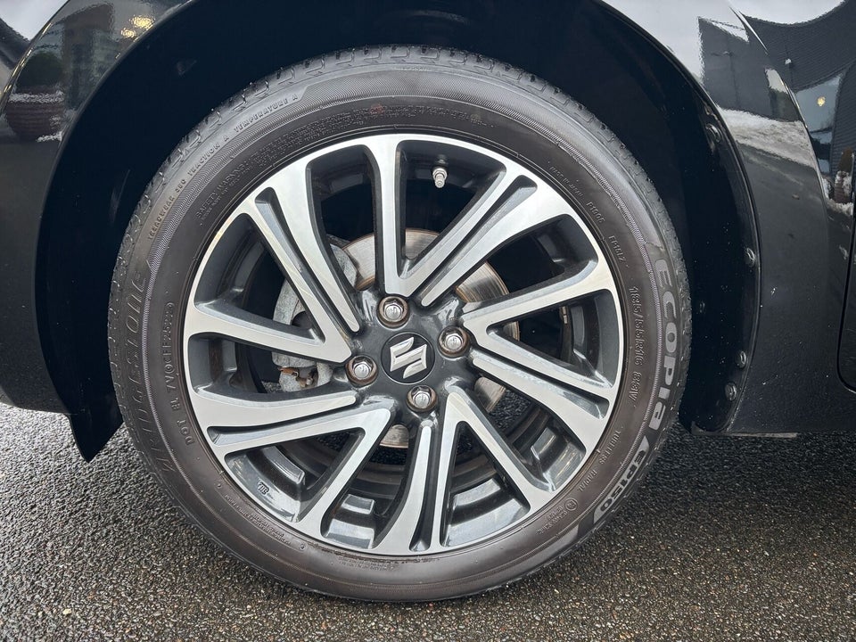 Suzuki Swift 1,2 mHybrid Exclusive CVT 5d