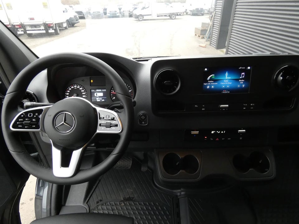 Mercedes Sprinter 317 2,0 CDi A2 Kassevogn aut. RWD