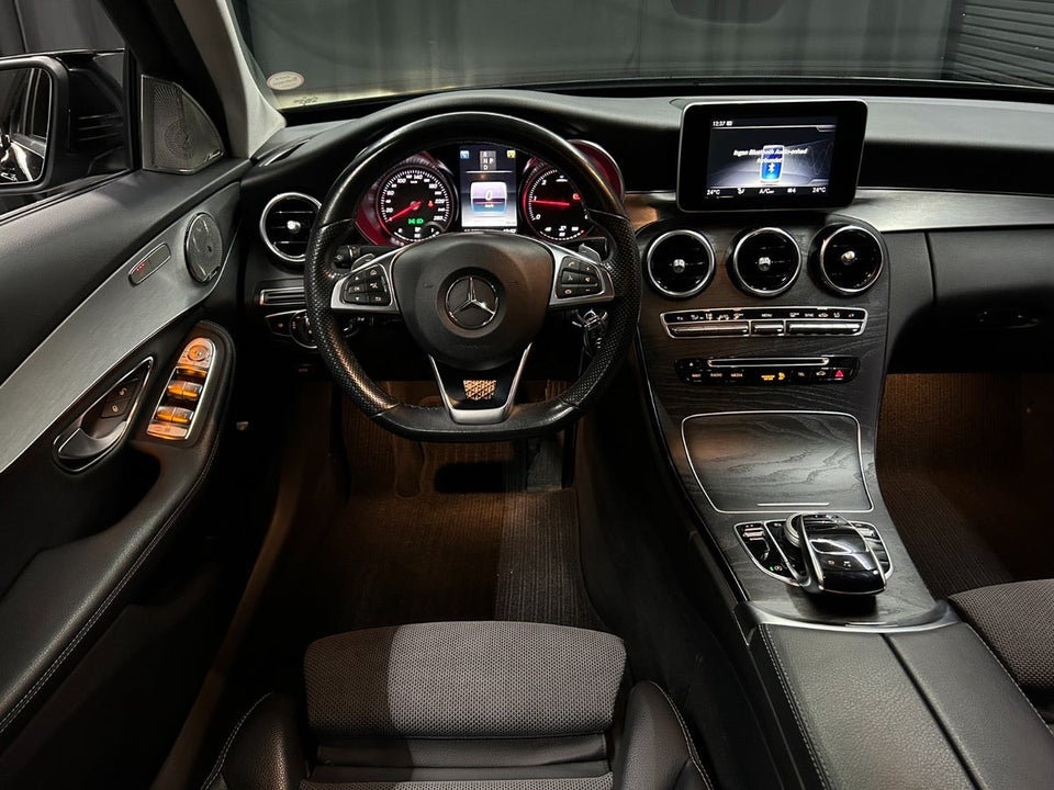 Mercedes C220 d 2,0 AMG Line aut. 4d