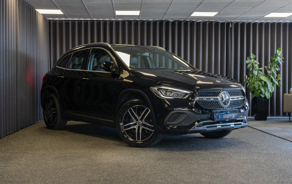 Mercedes GLA250 e 1,3 Progressive aut. 5d