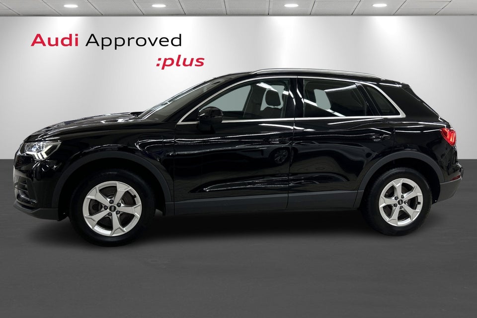 Audi Q3 45 TFSi e Attitude plus S-tr. 5d