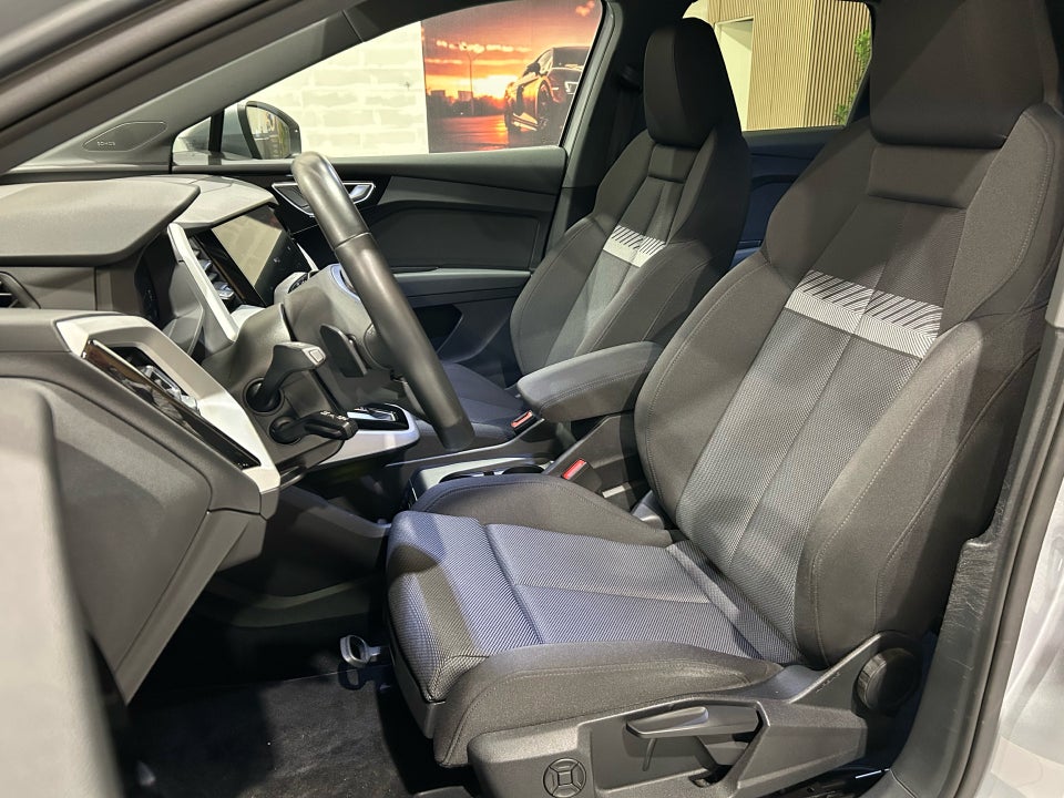 Audi Q4 e-tron 40 Advanced 5d