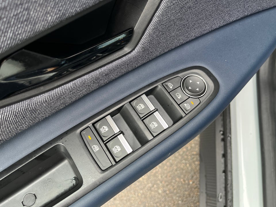 Renault 4 E-Tech 52 Techno 5d