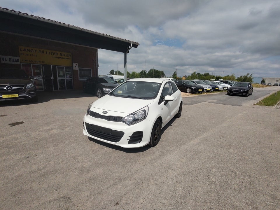 Kia Rio 1,2 CVVT Base 3d