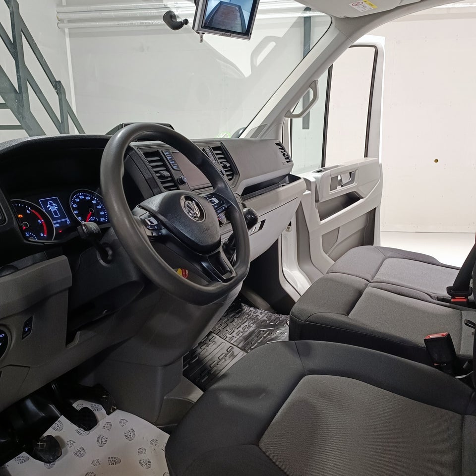 VW Crafter 35 2,0 TDi 177 Db.Kab m/lad L3