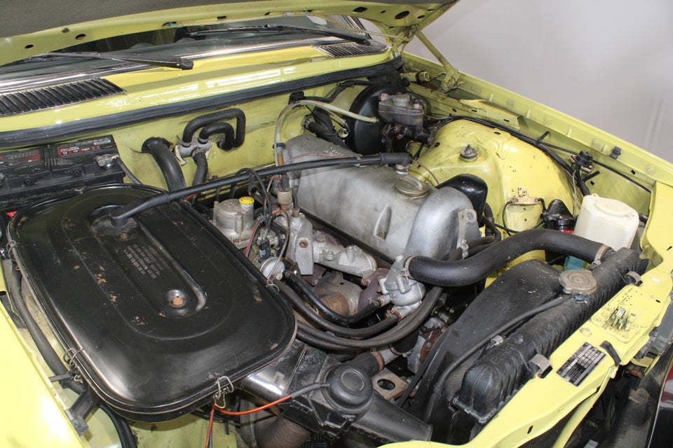 Mercedes 230 C 2,3 Coupé 2d