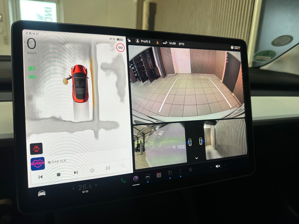 Tesla Model 3 Standard Range+ RWD 4d