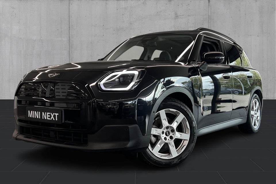 MINI Countryman E Classic Trim M 5d