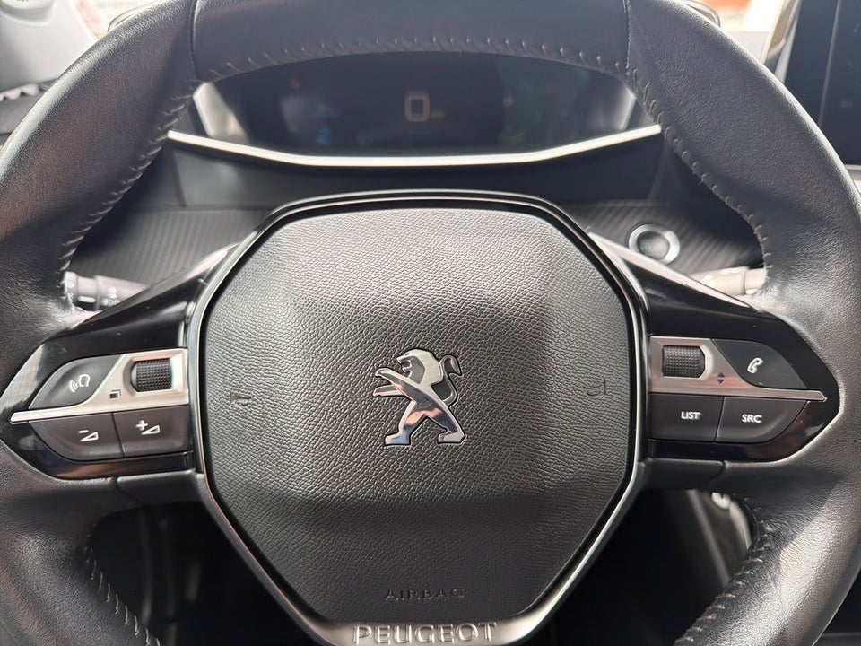 Peugeot e-2008 50 Allure Pack 5d