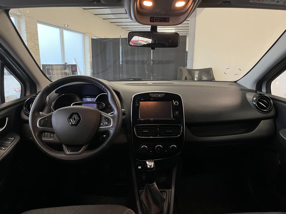 Renault Clio IV 0,9 TCe 90 Expression Sport Tourer 5d