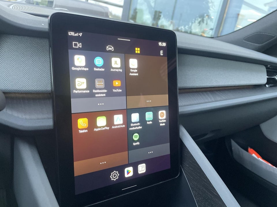 Polestar 2 Standard Range 5d