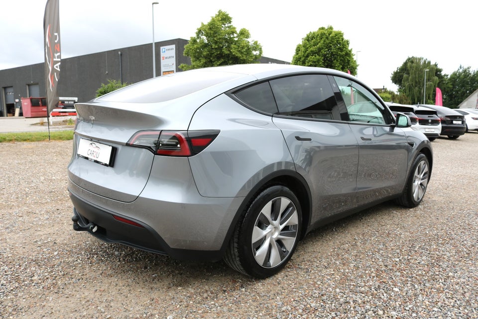 Tesla Model Y RWD 5d