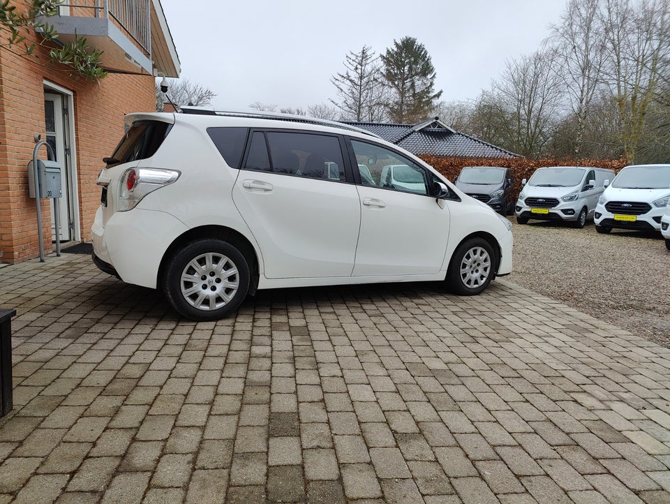 Toyota Sportsvan 1,6 D-4D T2 Touch 5d