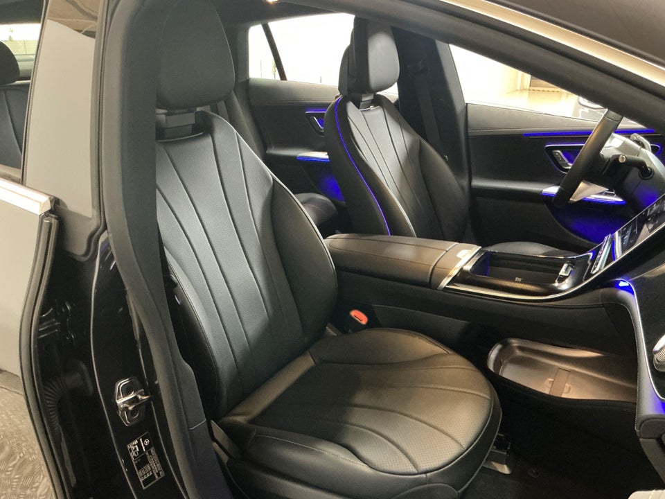 Mercedes EQE350 Electric Art 4d