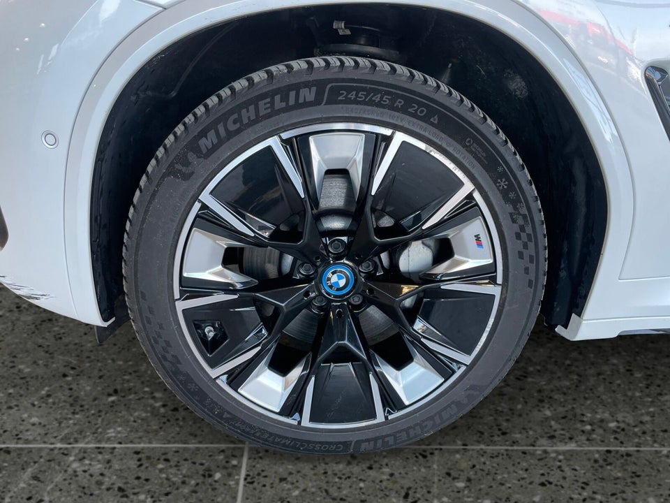 BMW iX3 Charged Plus M-Sport 5d