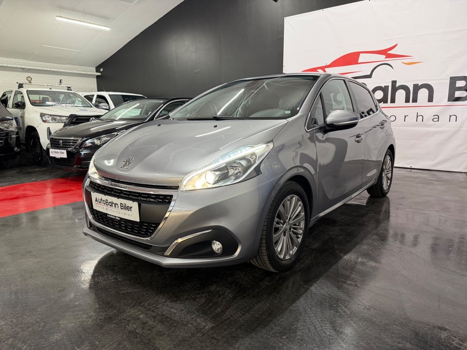 Peugeot 208 1,5 BlueHDi 100 Infinity Sky 5d