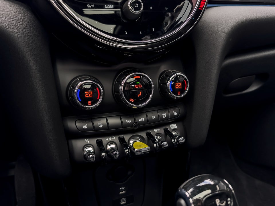 MINI Cooper SE Classic Trim 3d