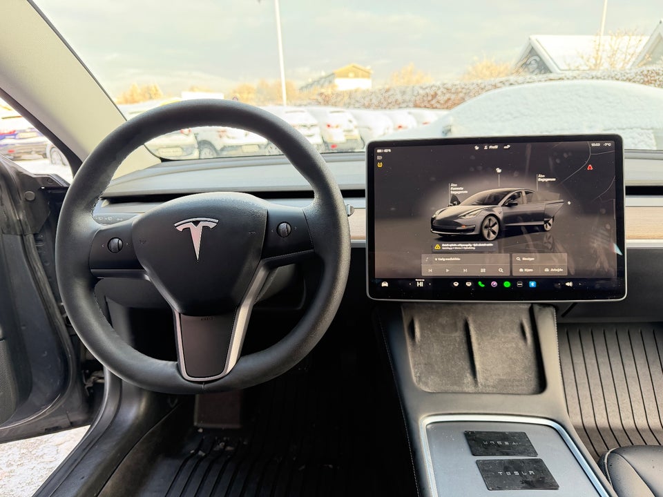 Tesla Model 3 RWD 4d