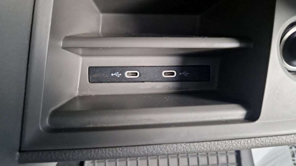 VW Crafter 35 2,0 TDi 177 Kassevogn L3H2 aut.