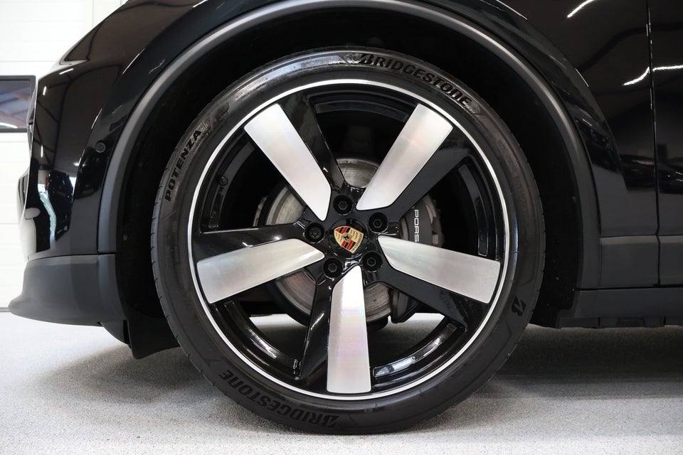 Porsche Macan 4 5d