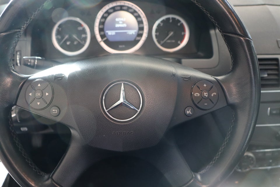 Mercedes C200 2,2 CDi BE 4d