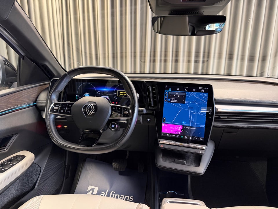 Renault Megane E-Tech 60 Iconic 5d