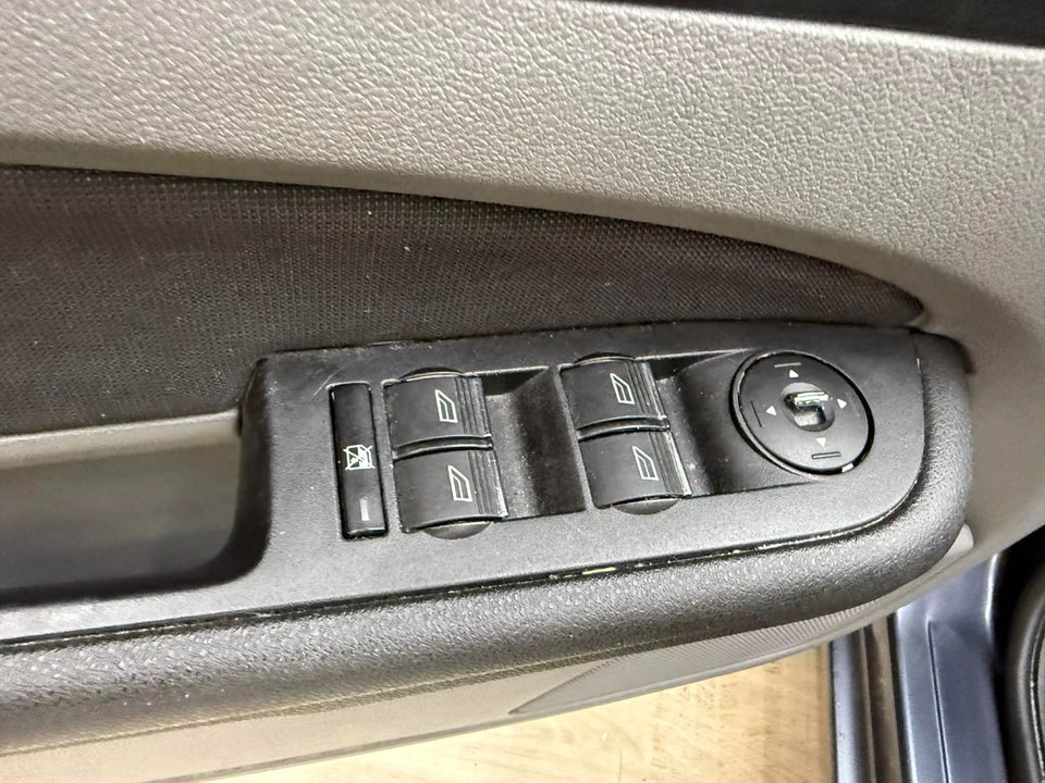 Ford Focus 1,6 TDCi 109 Style+ stc. 5d