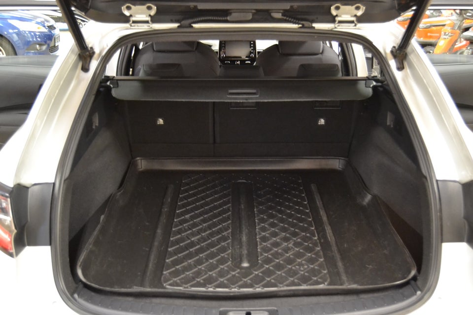 Toyota Corolla 1,8 Hybrid H3 Smart Touring Sports MDS 5d