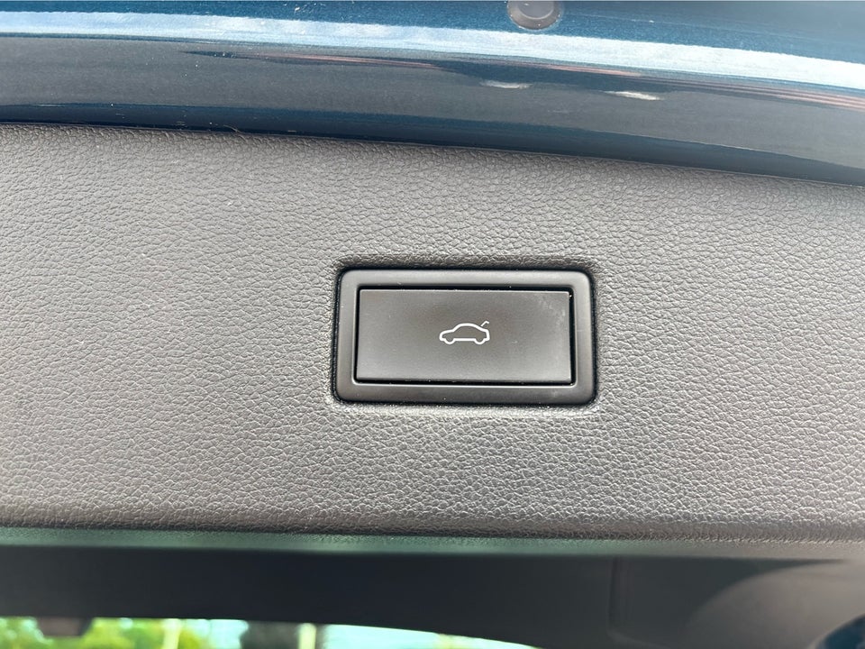 VW Tiguan 1,4 eHybrid Elegance DSG 5d