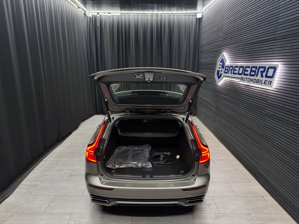 Volvo V60 2,0 T6 ReCharge R-Design aut. AWD 5d