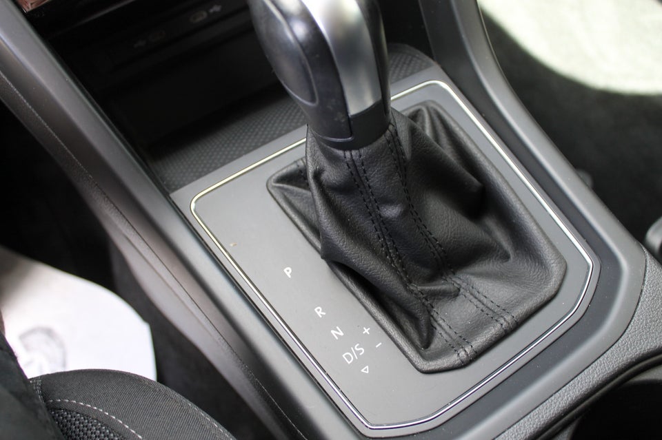 VW Touran 2,0 TDi 150 Highline DSG Van 5d