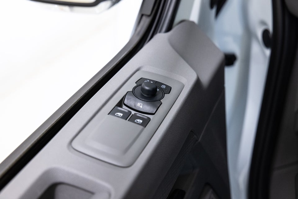 VW e-Transporter 64 Comfort Kassevogn SWB