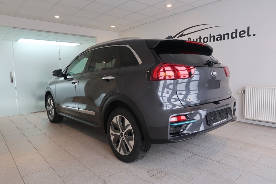 Kia e-Niro 64 Advance 5d