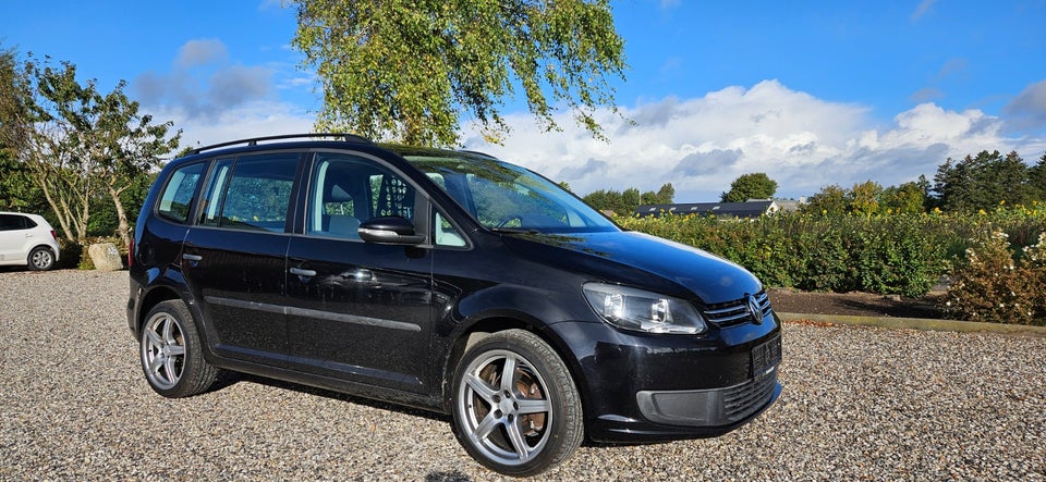 VW Touran 1,6 TDi 105 Comfortline DSG BM Van 5d