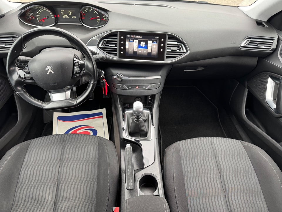 Peugeot 308 1,6 BlueHDi 120 Style SW 5d