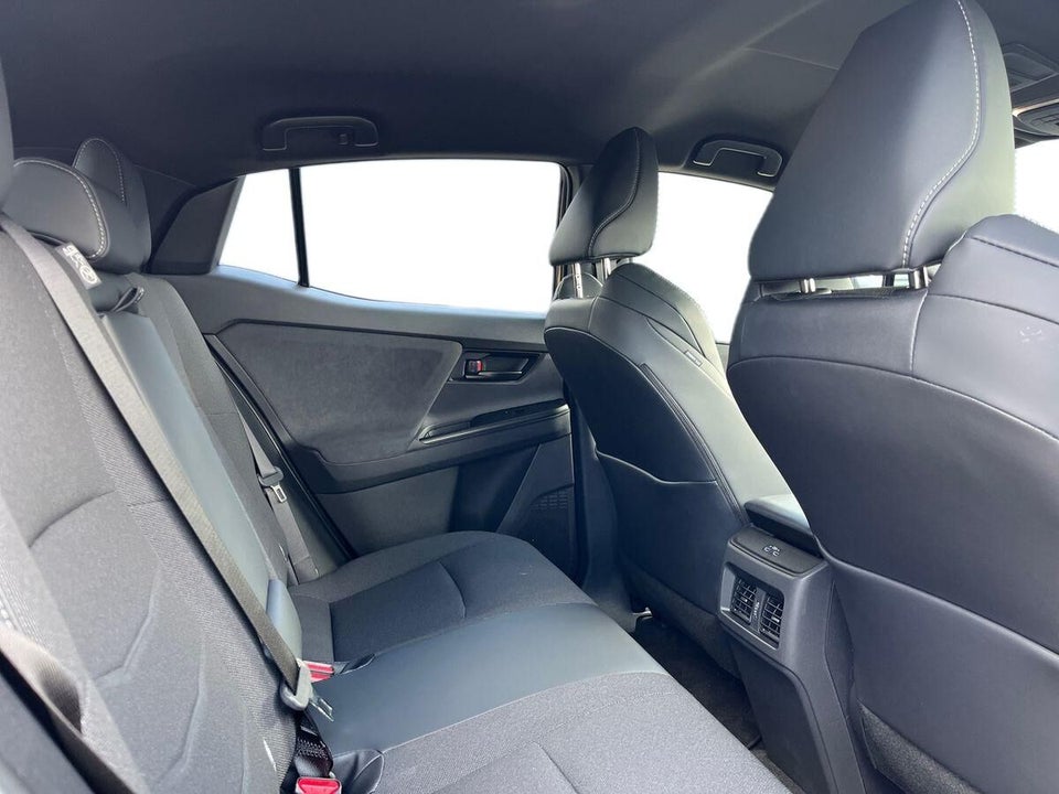 Toyota C-HR+ 77 Active 5d