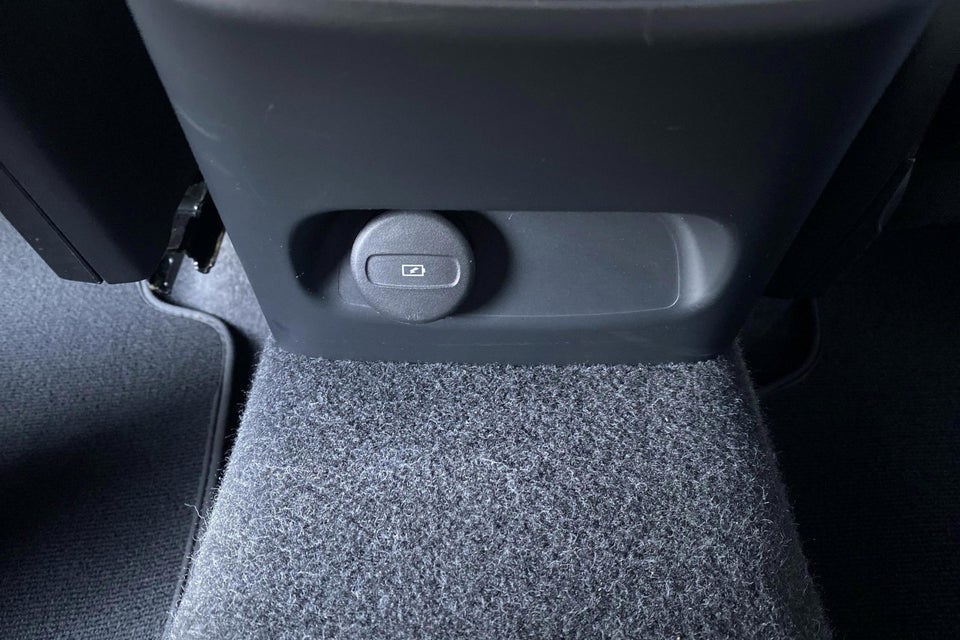 Volvo XC40 P6 ReCharge Core 5d